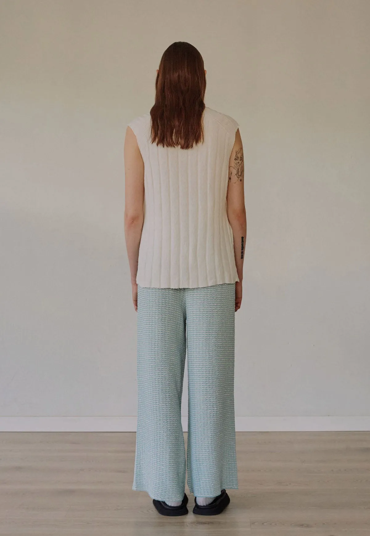 Chisai Vest Chalk